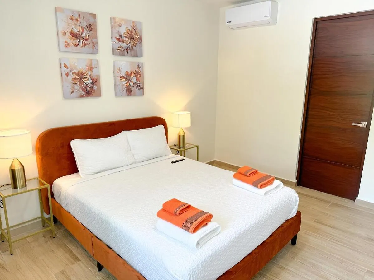 Azure Caribbean Citrine Apartment Puerto Aventuras